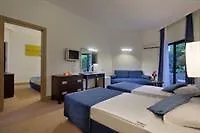 Tacun Nisa Hotel 3*